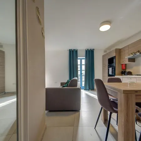 Apartment Penthouse In With Views & Terrace By 360 Estates