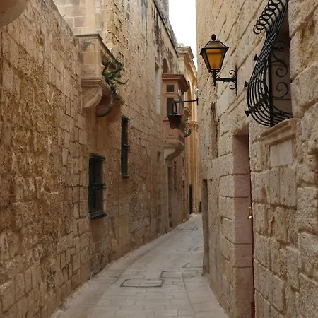 Penthouse In With Views & Terrace By 360 Estates Apartamento Mosta