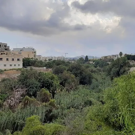 Penthouse In With Views & Terrace By 360 Estates Mosta