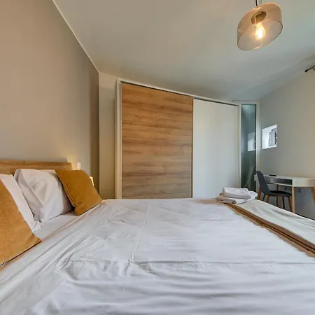 公寓 Penthouse In With Views & Terrace By 360 Estates