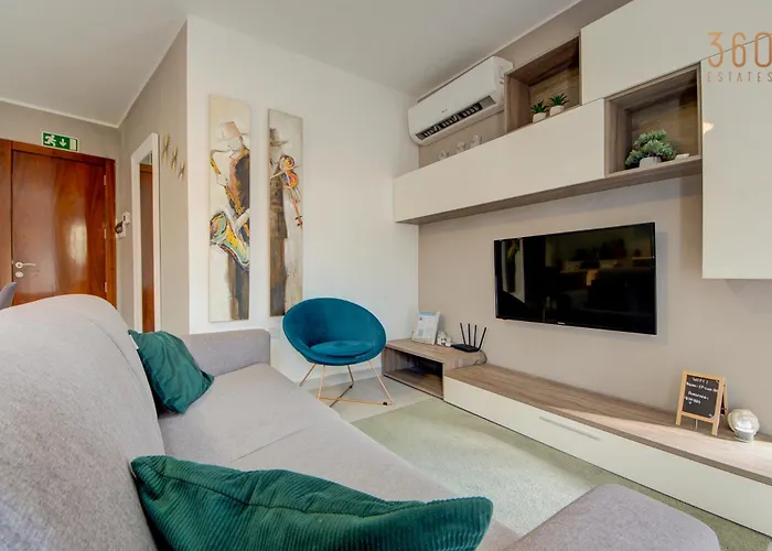 Penthouse In With Views & Terrace By 360 Estates Διαμέρισμα